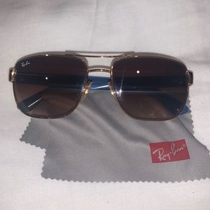 Women’s RayBan Sunglasses